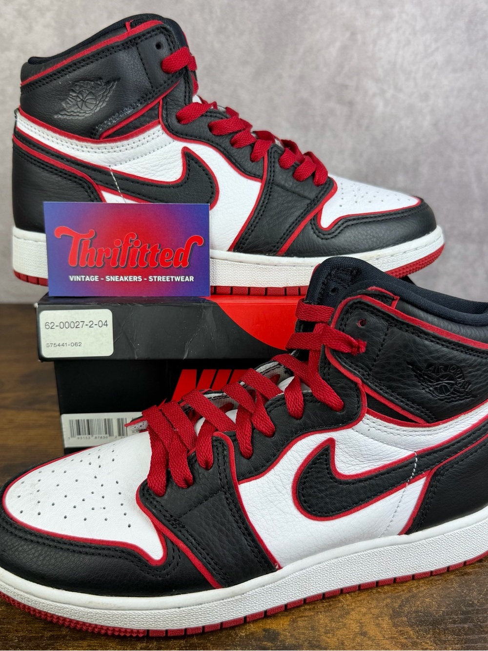 Air Jordan 1 Retro High Bloodline Size 6 GS / 7.5W 575441-062 Youth Shoes Rare